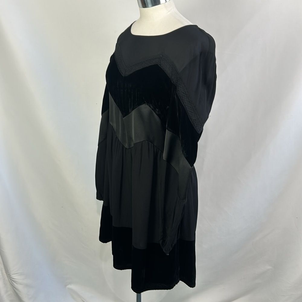 NWT Black With Belvet And Lace Trim Twin Set Dress - Picture 3 of 8